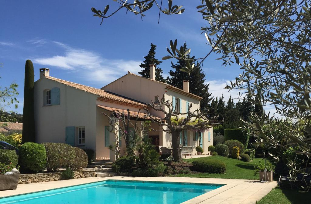 Le Mas Des Lauriers Bed & Breakfast Paradou Exterior foto
