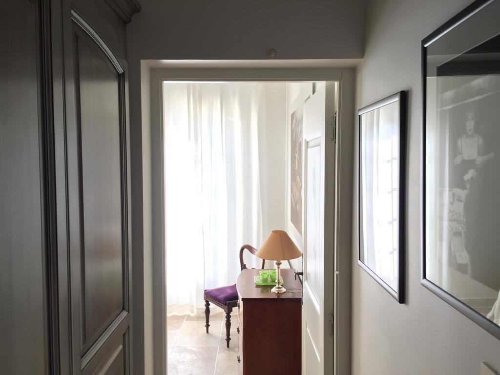 Le Mas Des Lauriers Bed & Breakfast Paradou Cameră foto