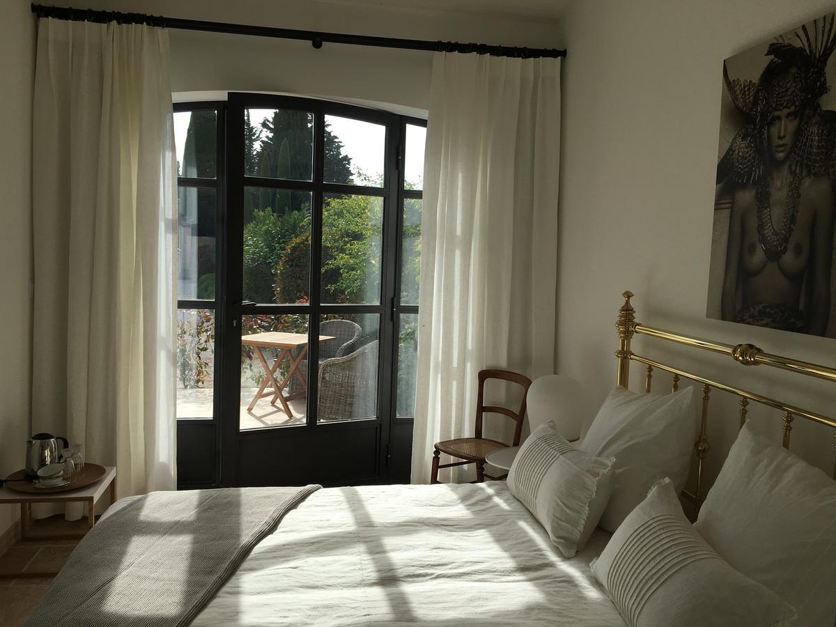 Le Mas Des Lauriers Bed & Breakfast Paradou Exterior foto
